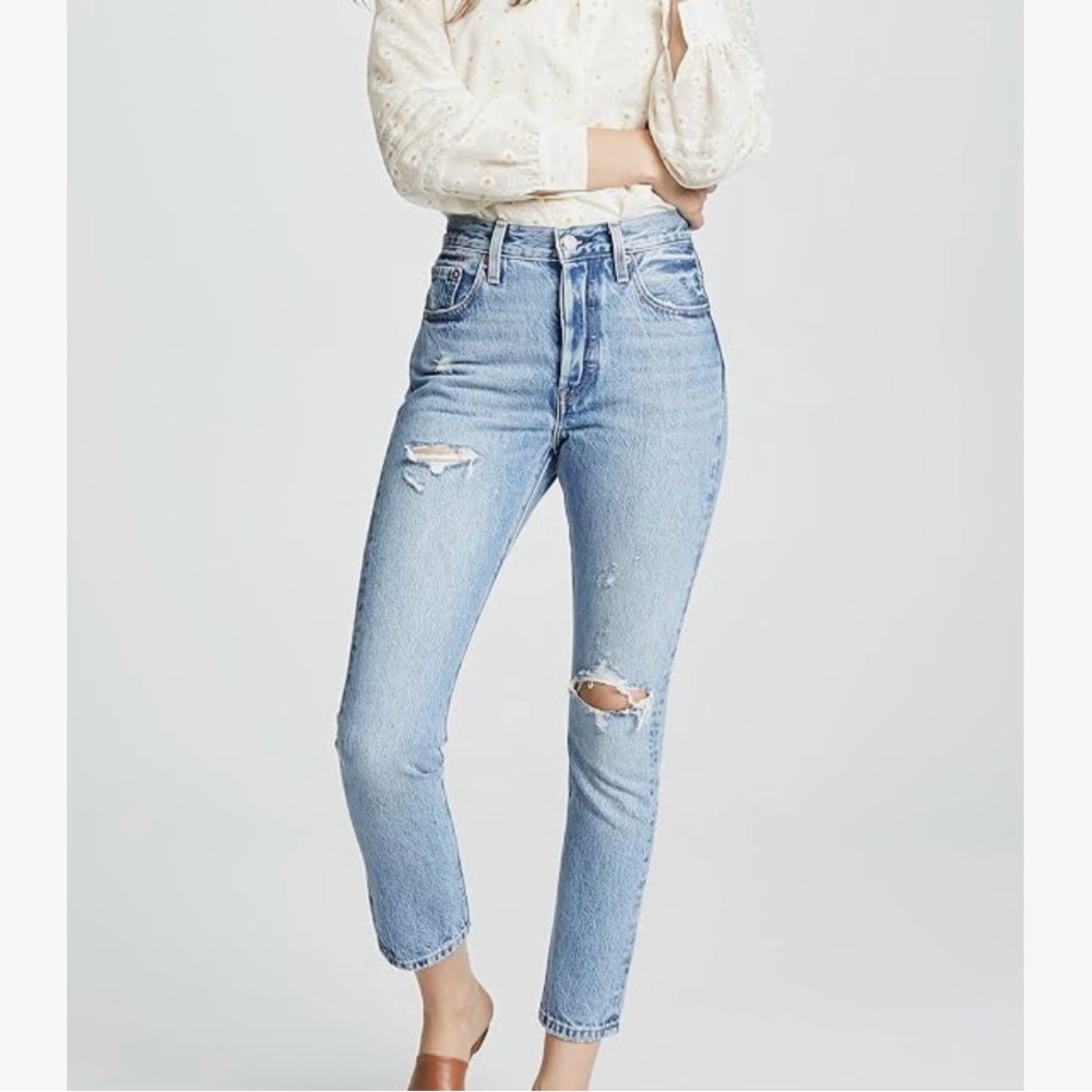 Levis Women’s 501 Jeans W30 L28